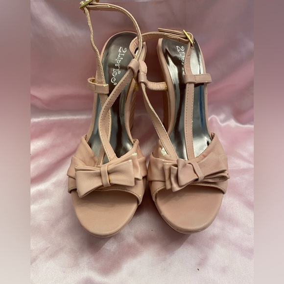 NWOT SIZE 8.5 PINK 2LIPSTOO PLATFORM SANDALS - Picture 4 of 12